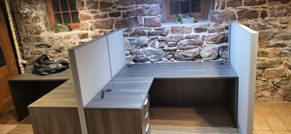 Custom-Fit Workstations